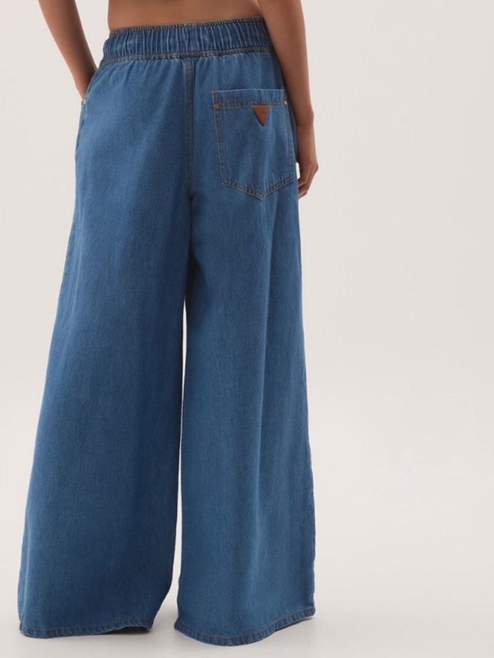 AJE STUDIO Sunray Denim Jeans - Picture 2 of 4